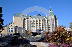 Chateau on the Lake Resort