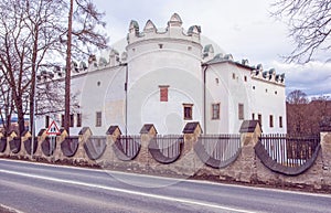 Chateau Strážky, Slovensko, fialový filter