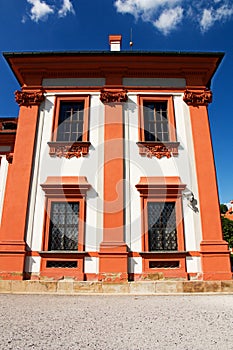 Chateau troja