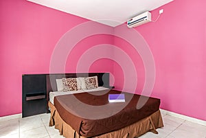 Cheap Villa Bedroom