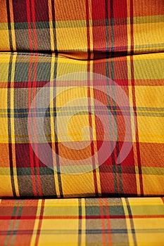 Checkered cushioned textile