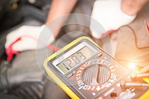 Checking car battery voltage