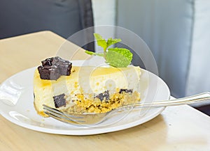 Cheese cake with brownie chocolate