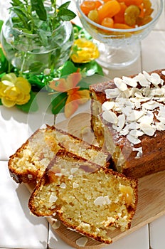 Cheese cake with candied fruits