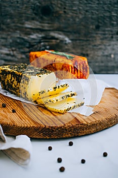Cheese halumi with mint and smoked paprika