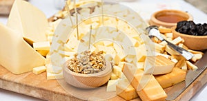 Sýr deska sušené a med 