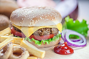 Cheeseburger