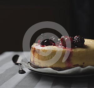 Cheesecake with red fruits