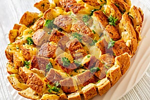 cheesy garlic bread, pull apart bread, top view