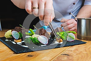 Chef decorate plate