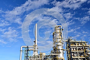 Chemical industry - refinery building for the production of fuels