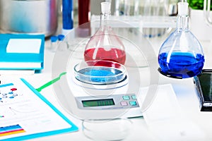 Chemical laboratory equipment