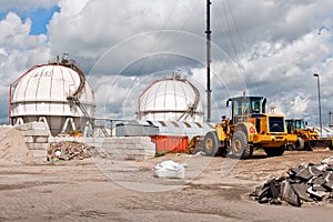 Chemical and oil refinery with storage tank