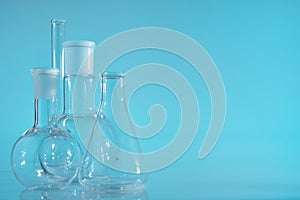 Chemical vessels. Glass flasks. Laboratory utensil