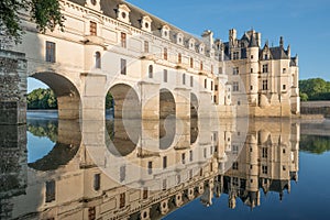 Chenonceau castle at dawn