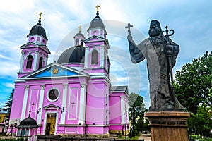 Chernivtsi Holy Spirit Cathedral 02