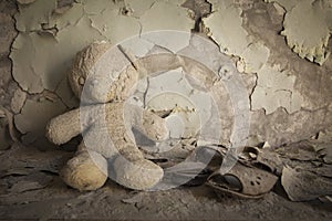 Chernobyl - Teddy bear in abandoned house