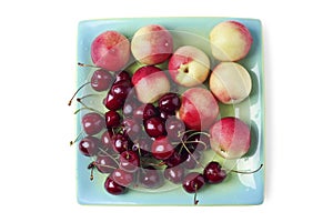 Cherries and nectarines on a platter