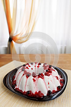 Cherry jelly cake