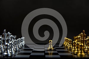 Chess that came out of the line Concept of leadership And business Strategic