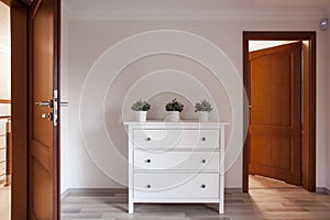 Chest of drawers