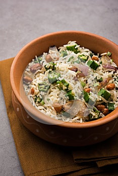 Chettinad Vendakkai Saddam or Bhindi Rice is a delicious South Indian Chettinad style preparation of the rice