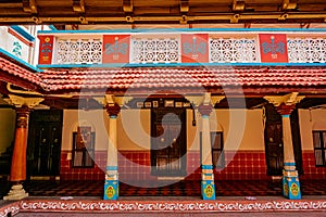 Chettinadu Style Heritage Homes in Karaikudi, Pallathur, Athangudi & Kothamangalam are the most lavish & exquisite architectural b