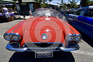 1960 Chevrolet Corvette, 2.