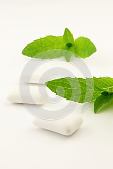 Chewing-gum with mint