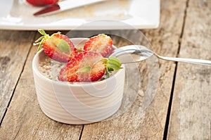 Chia strawberry pudding