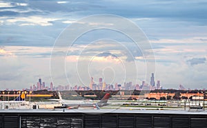 Chicago airport and skyline of the downtown.