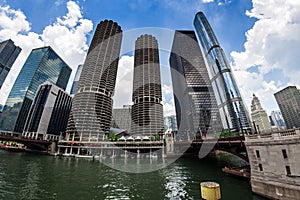 CHICAGO Marina City Complex, and Modern Buildings