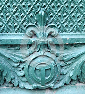 Chicago river symbol and fleur de lis architectural detail