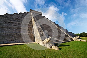 Chichen Itza El Templo Kukulcan temple