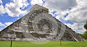 Chichen Itza Pyramid, Wonder of the World, Mexico