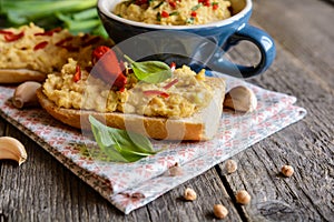 Chick pea spread