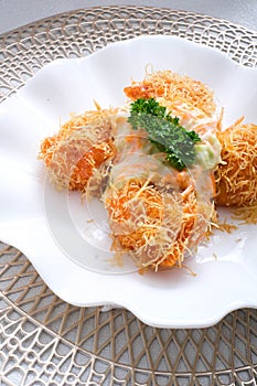 Chicken ball with mayones