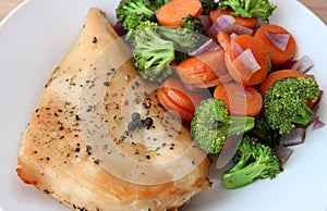 Chicken breast with grilled vegetables