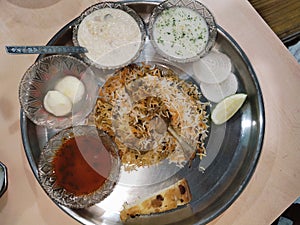 Chicken Briyani, Rasogulla, Khir, Rassa, Kadi, Cake 3