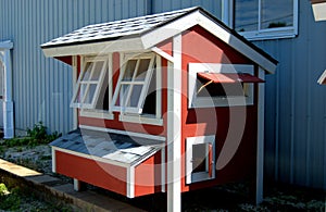 A chicken coop for sale  in the Midwest, U.S.A.
