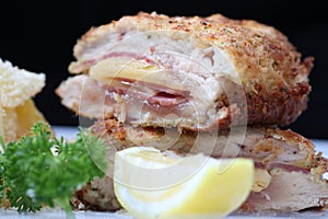 Chicken cordon bleu