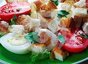 Chicken ensalada cezar photo