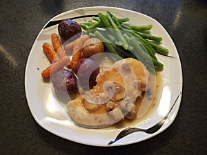 Chicken marsala with potatoes and green beans