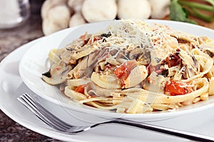 Chicken and Mushroom Linguine