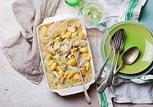 Chicken and pea pasta bake