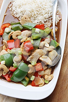 Chicken, peppers & cashew nuts stir fry