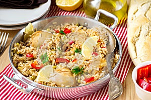 Chicken and rice with vegetables