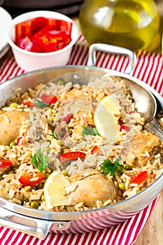 Chicken and rice with vegetables