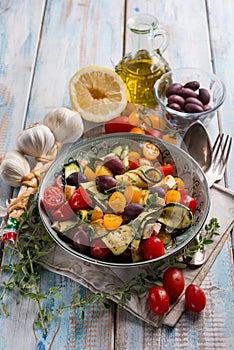chicken salad with zucchinis and cherry tomatoes