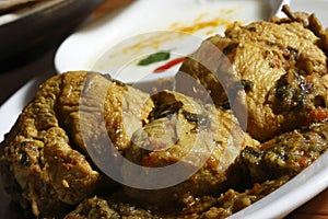 Chicken Seyal - Chicken cooked with green leaves